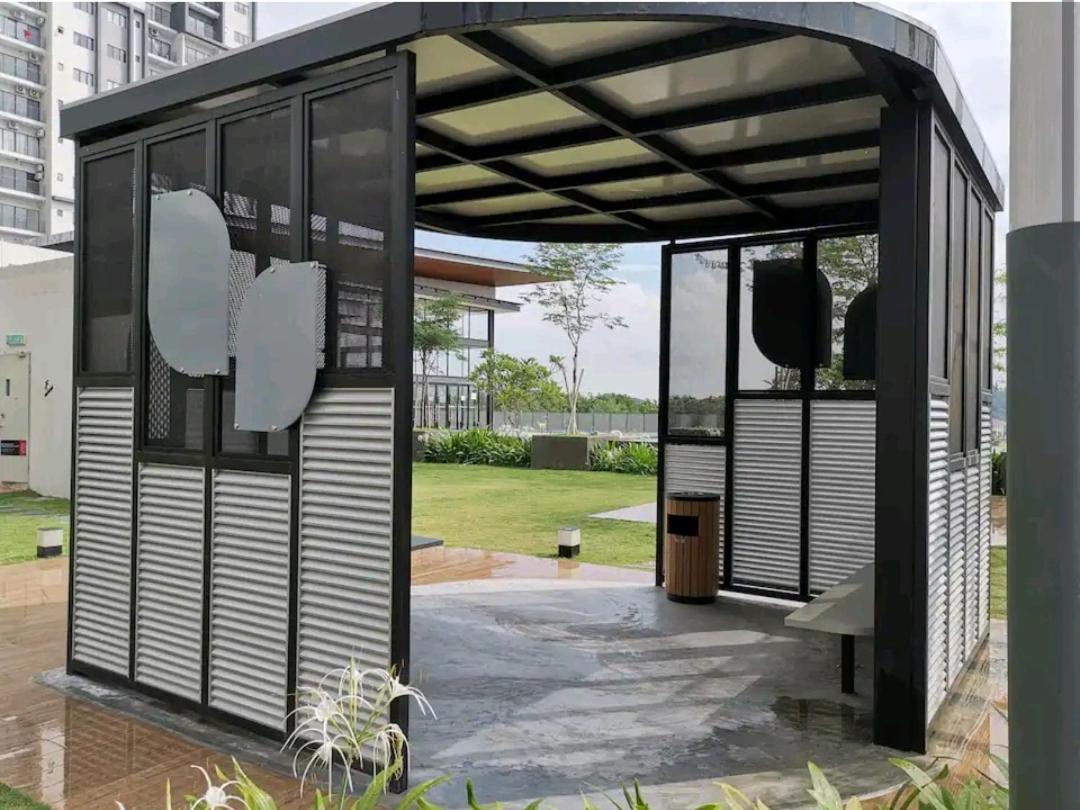 Hani Homestay Wifi Netflix Secure Parking Klia Usim Inti Aeon Mall Нилай Екстериор снимка