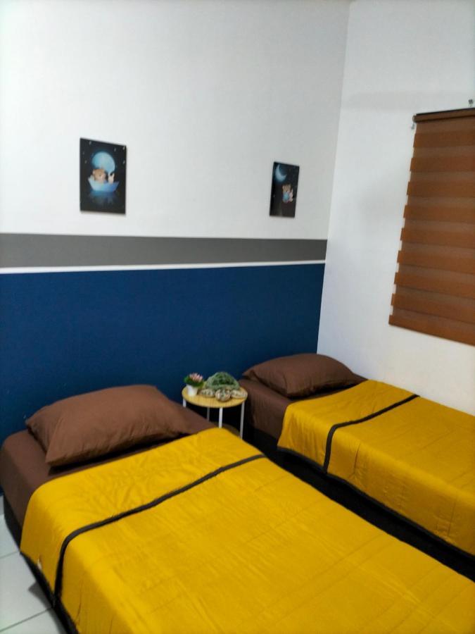 Hani Homestay Wifi Netflix Secure Parking Klia Usim Inti Aeon Mall Нилай Екстериор снимка